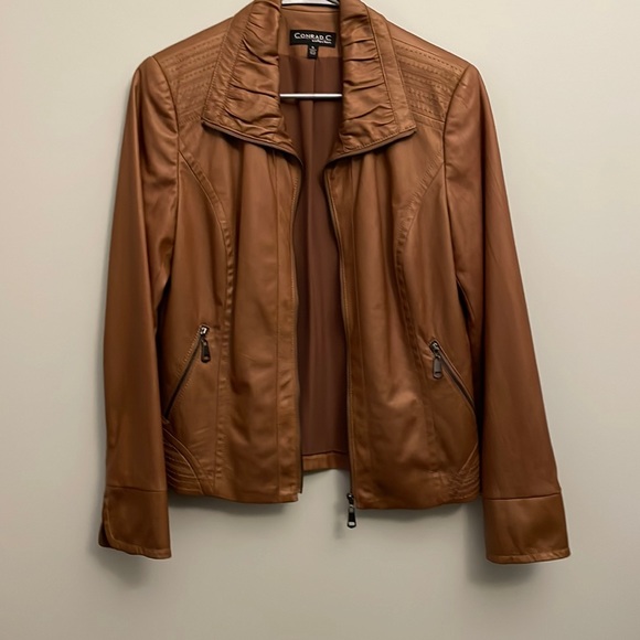 Conrad C collection jacket - Picture 1 of 11